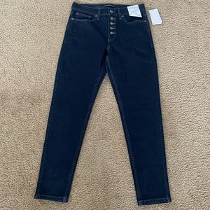 NWT women’s Calvin Klein jeans